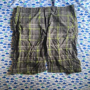 Men’s Plaid Cargo Shorts by Carbon